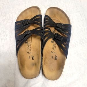 Basic new walk shoes by Birkenstock